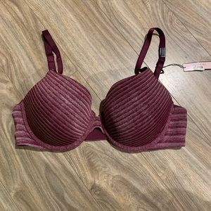 Victoria’s Secret Demi Cup